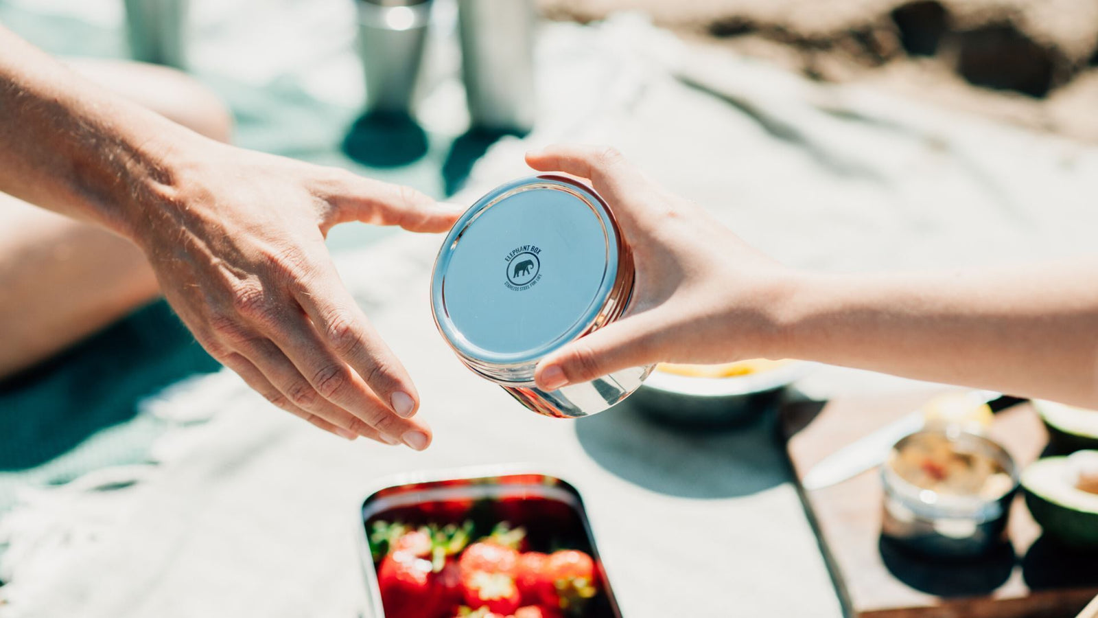 HAVE A PLASTIC FREE BEACH HOLIDAY