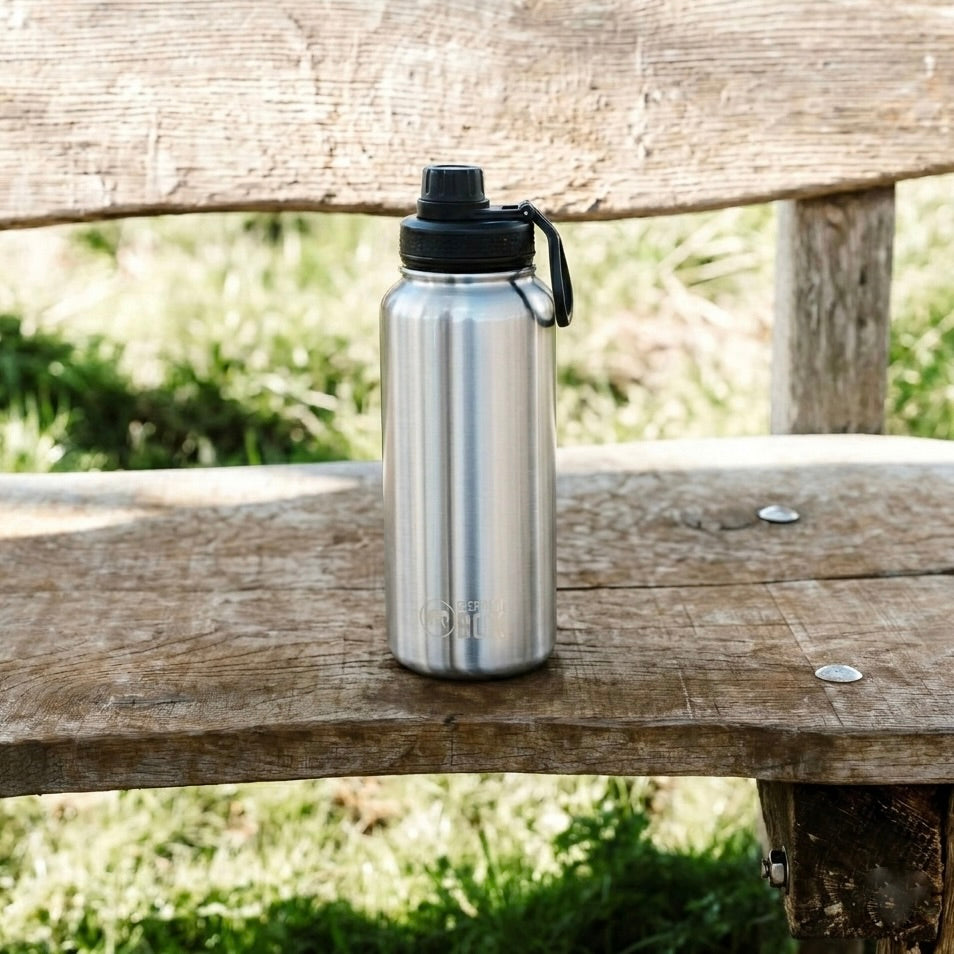 Insulated Water Bottle 950ml - Chug Cap