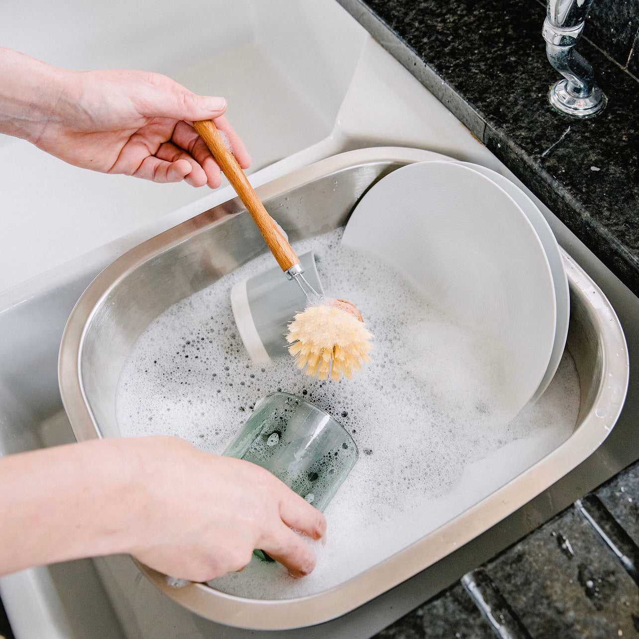 Plastic Free Kitchen Kit Sustainable Cleaning Set Elephant Box